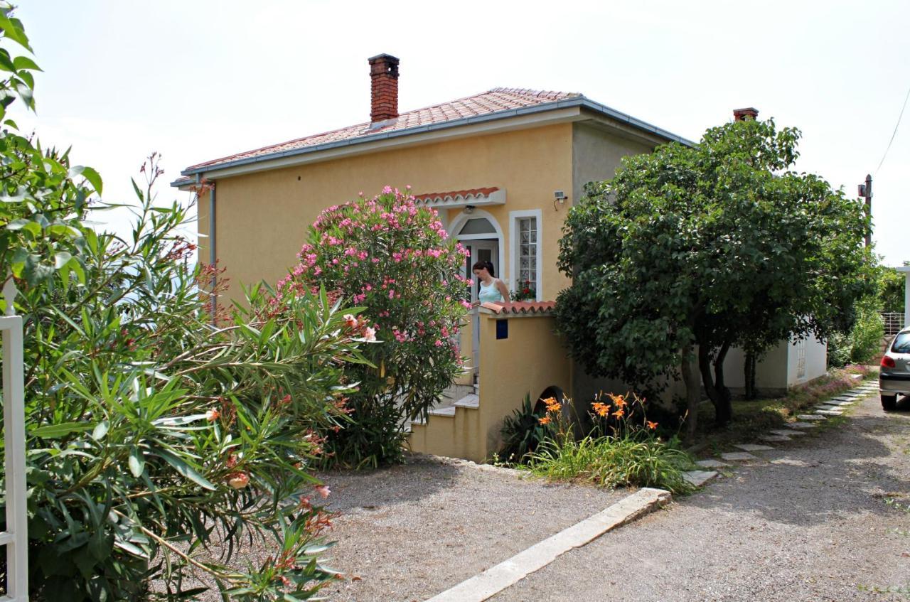 Apartment Novi Vinodolski 5558B Exterior photo